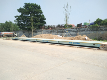 郑州市路通公路建设有限公司200吨地磅