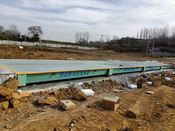 平顶山舞钢盛峰工贸公司150吨地磅