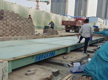 河南省建筑集团东悦水岸项目100吨地磅